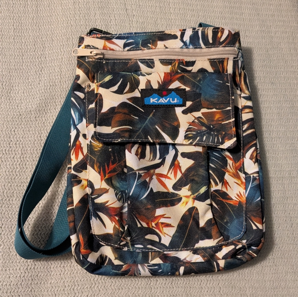 Kavu Keeper Bag Tropical Print